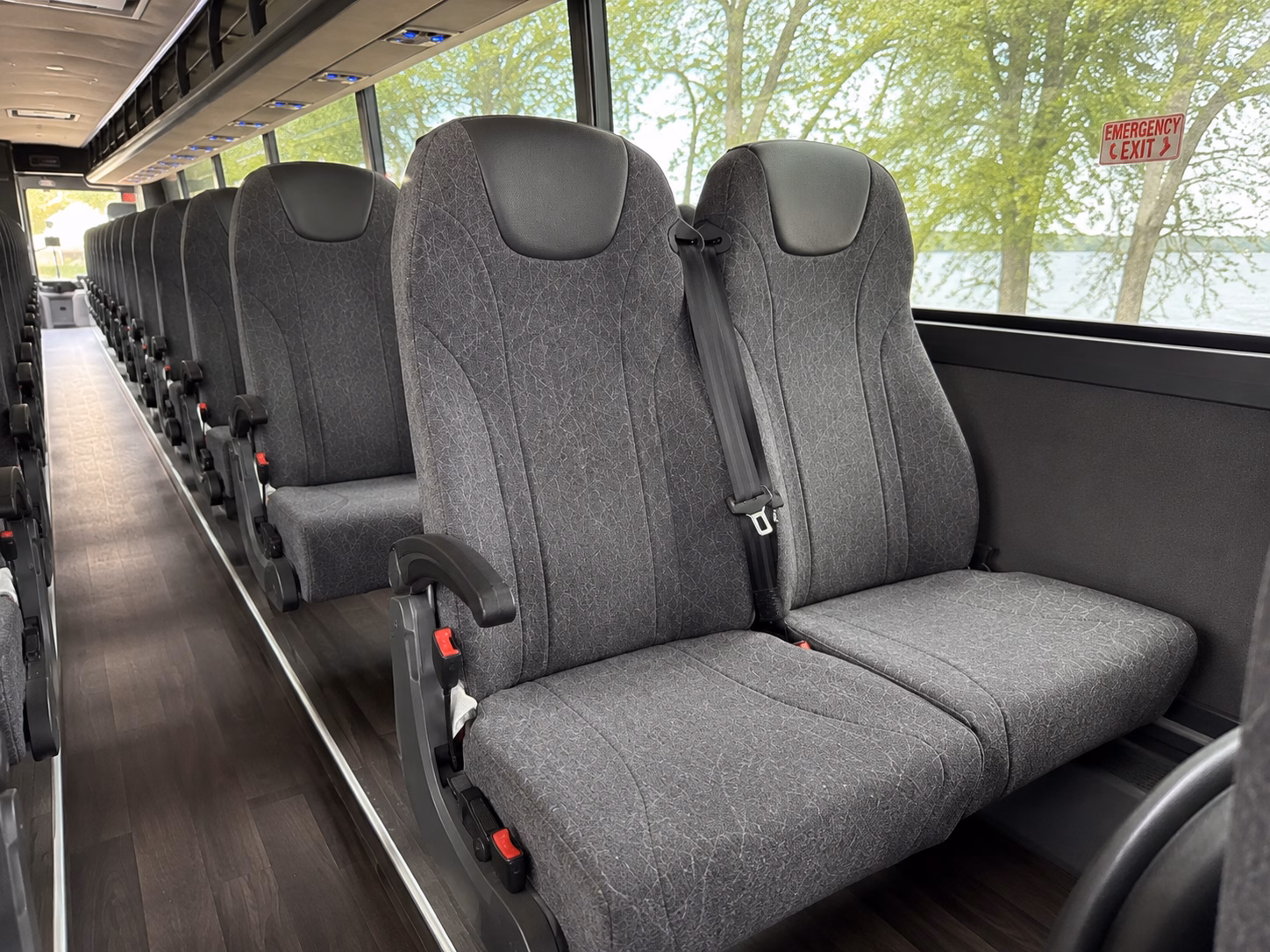 grapevine wine country bus rentals from allen texas