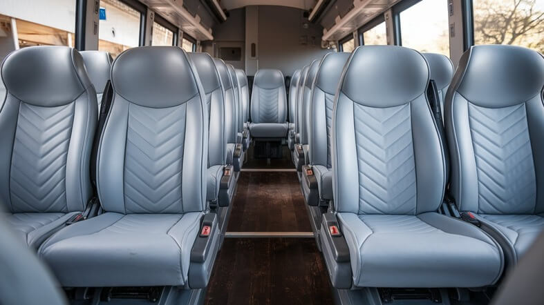 18 passenger minibus rental carrollton